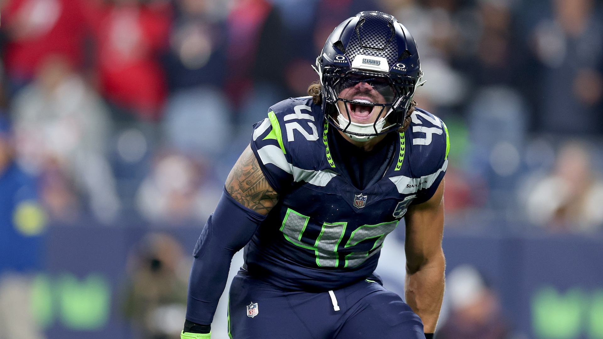 Former Seahawks QB Praise LB for Maximizing Talent