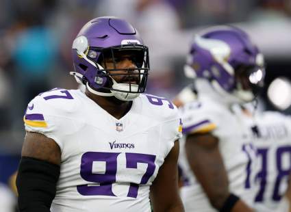 49-Sack Veteran Tabbed to Betray Vikings for Bears in Free Agency