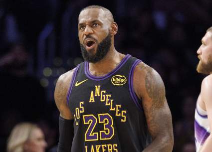 Lakers Hit With Concerning LeBron James Injury Update