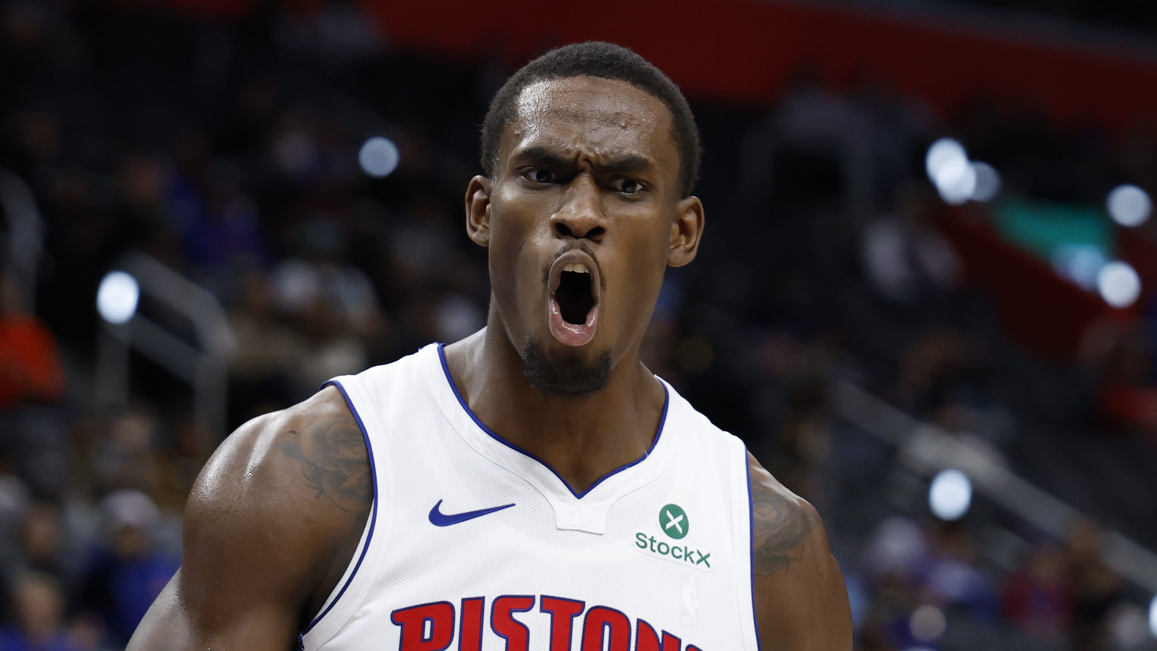 Lakers Urged To Poach All-Star Center From Contender, Luka
