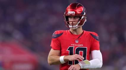 Rams Encourage to Trade for 40-Touchdown AFC Quarterback