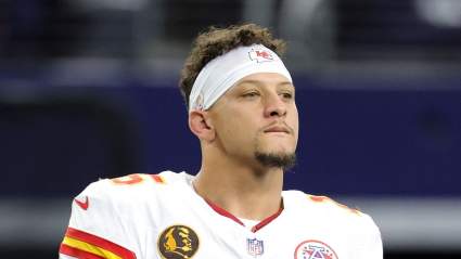 Chiefs QB Patrick Mahomes Reacts to $12 Million Travis Kelce News