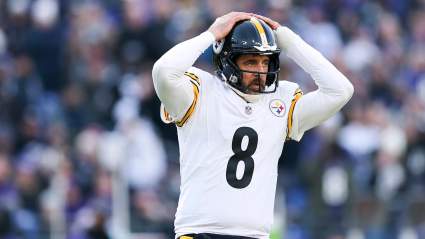 Potential Steelers QB Target Lands With NFC Foe Before Aaron Rodgers Decision: Report