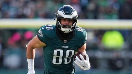 Eagles Get Good News on Dallas Goedert After Pair of Tight End Signings: Report