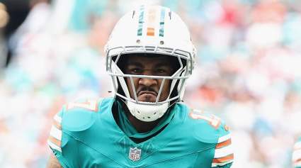 Broncos Expected to Get Calls for WR Duo After Jaylen Waddle Trade