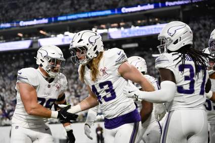 Vikings Extend Core Special Teamer Amid Kyler Murray Wait