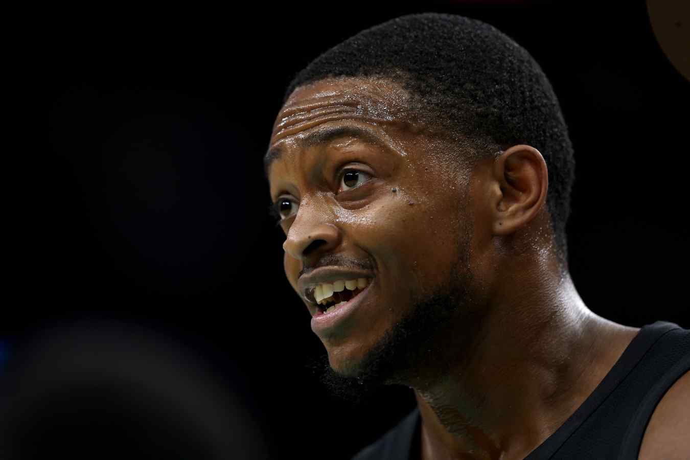 Spurs' Fox Under Fire as Rookie Harper Outshines Star — image 3