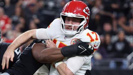 Raiders Sign 13-Game Starter From 2025 & Super Bowl Champion