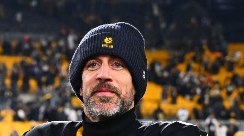 Former Pittsburgh Steelers quarterback Aaron Rodgers during an NFL game.