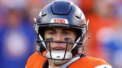 Broncos Link Up With 55-TD QB During Offseason Planning