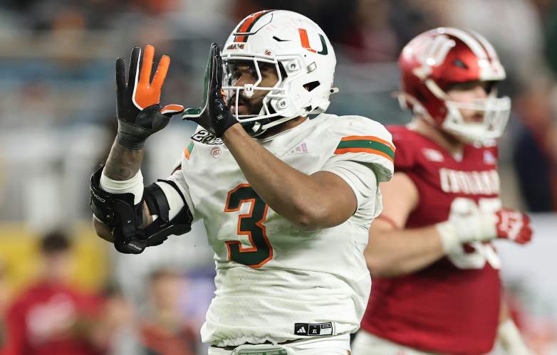 Miami Hurricanes DE Akheem Mesidor