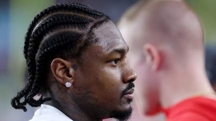 Stefon Diggs’ Social Media Move Adds Intrigue to Patriots Situation