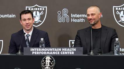 Raiders QB Plans Leak After Geno Smith Move, 4-Time Pro Bowler Floated as Option