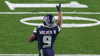Finalists to Land Seahawks Star Ken Walker Emerge Hours Before NFL Free Agency