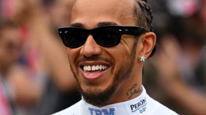 Lewis Hamilton Sends Strong Message to Ferrari