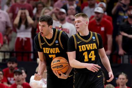 Iowa’s Cinderella Story Brings March Madness Magic to Life Ahead of Elite Eight Game Against Illinois