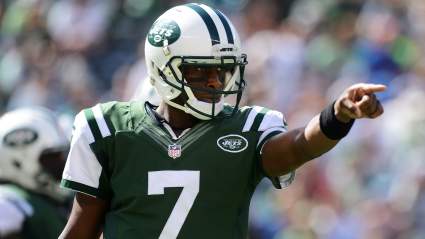 Jets Add OL Protection in Free Agency for QB Geno Smith