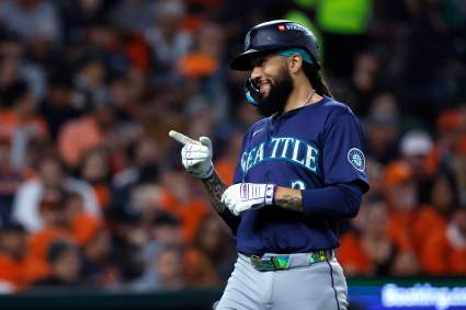 Seattle Mariners Face Uncertainty at Shortstop as J.P. Crawford Deals with Injury