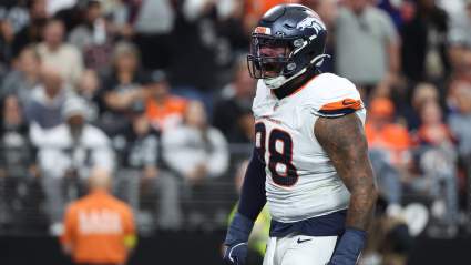 Insider Links 49ers to Top Free Agents at 2 Key Positions: ‘Sneaky Contender’