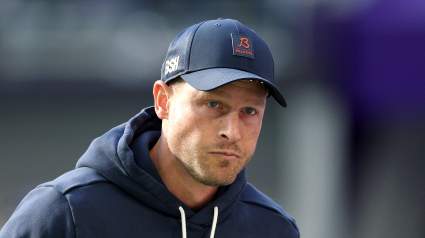 Bears Rival Closing in on Former $230M QB Talent: Report