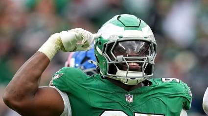 Bears Trade Pitch Swaps Day 2 Pick for Ascending 6-Sack DT