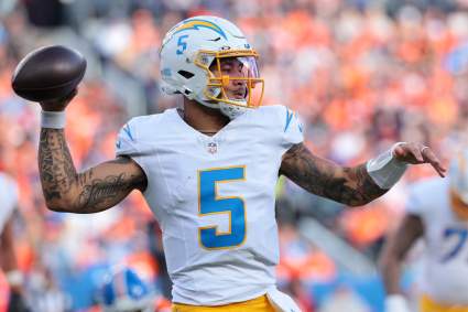 Chargers Re-Sign Backup QB Trey Lance