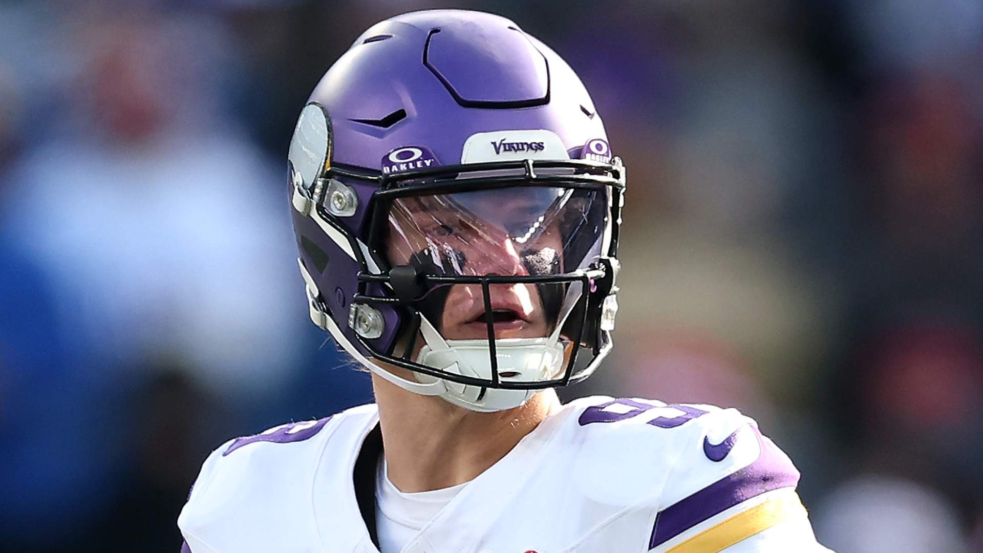 J.J. McCarthy gets blunt message on Vikings’ future amid QB battle: what it means.