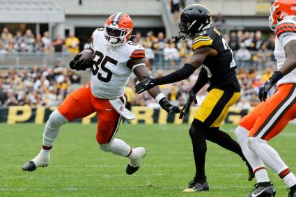 Dolphins Could Be In Hunt to Sign Former Pro Bowl Tight End