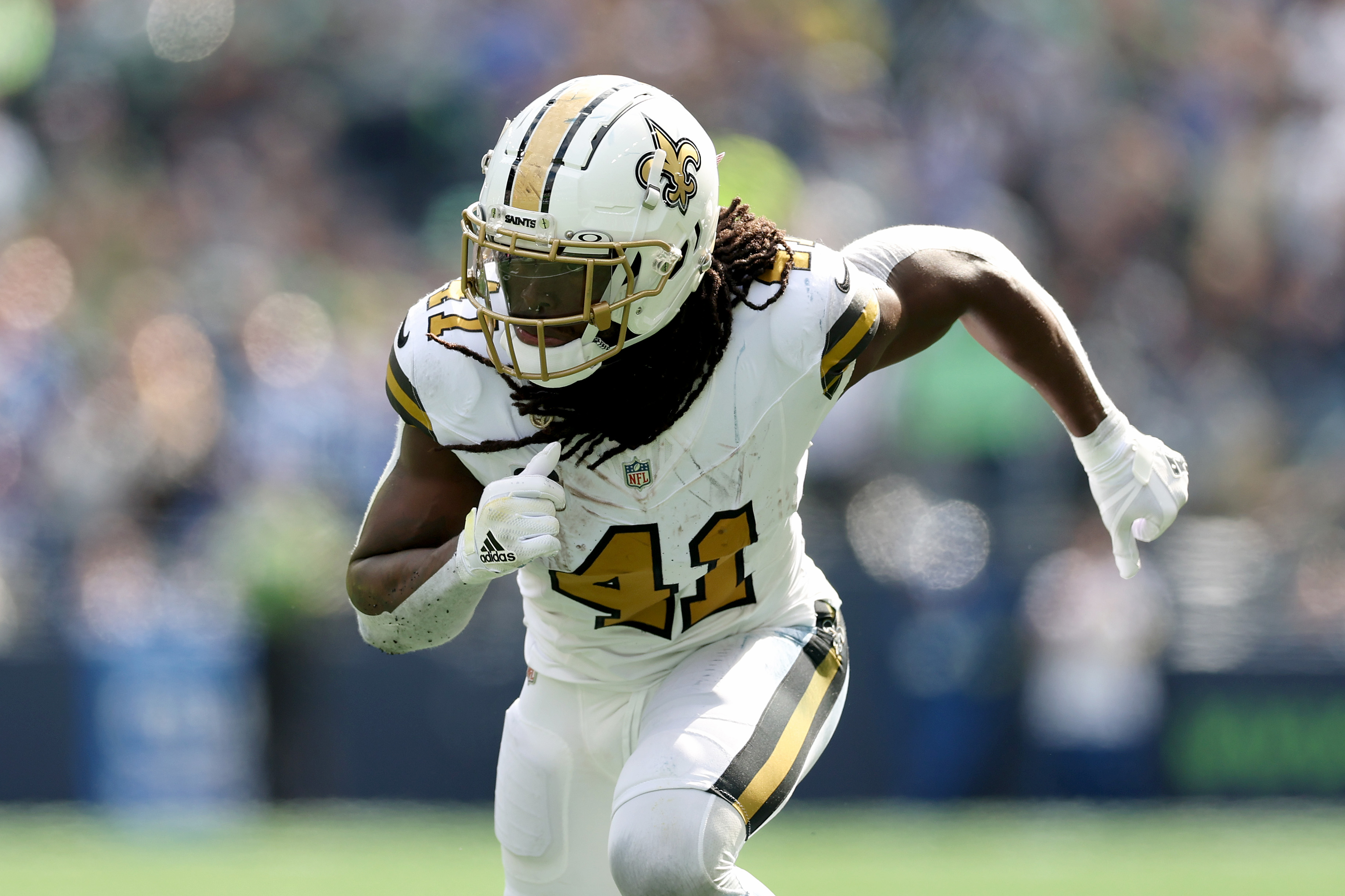 “Fans buzz: Packers surface in surprising Alvin Kamara trade talks”