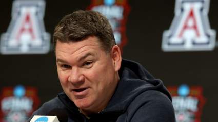 Arizona’s Tommy Lloyd’s Salary & Contract: 5 Fast Facts You Need to Know