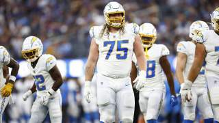 49ers Free Agent Offensive Tackle Makes Decision Ahead of NFL Draft