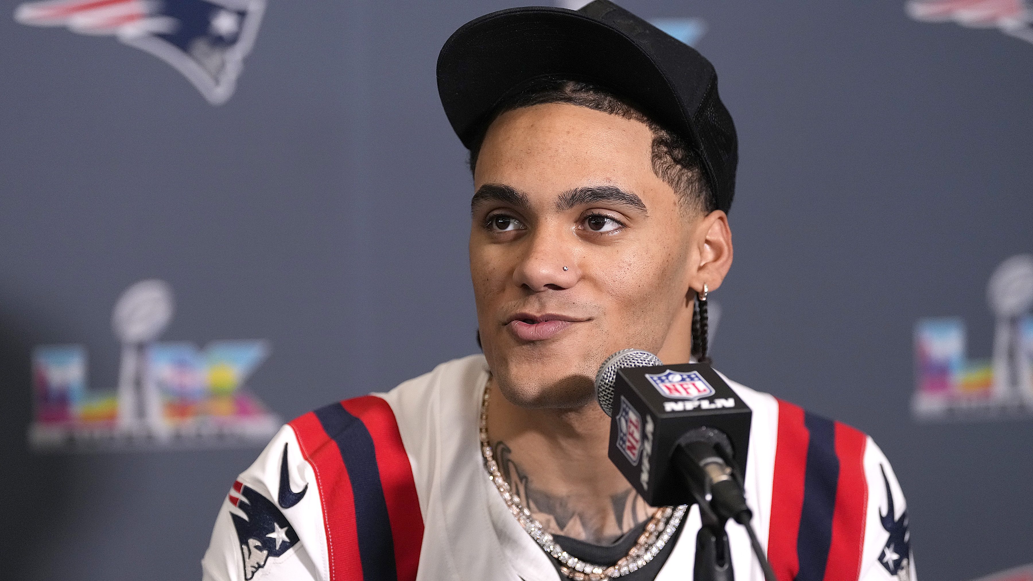 Patriots finalize Christian Gonzalez contract decision after 2026 draft