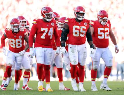 Atlanta Falcons Sign Former Chiefs’ OL Jawaan Taylor to $6 Million Deal As Kaleb McGary Replacement