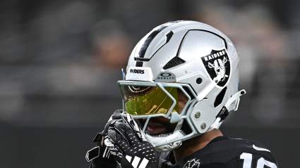 Ex-Raiders Starting CB Signs With Historic Rival in Free Agency