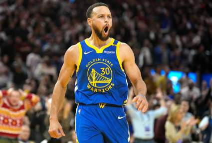 Steph Curry Leaves Warriors’ Play-In Game With Possible Injury