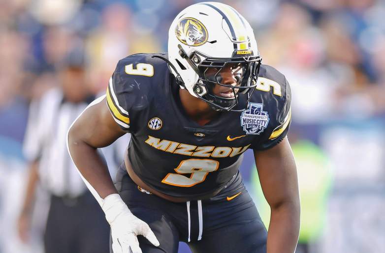 Missouri DE Zion Young