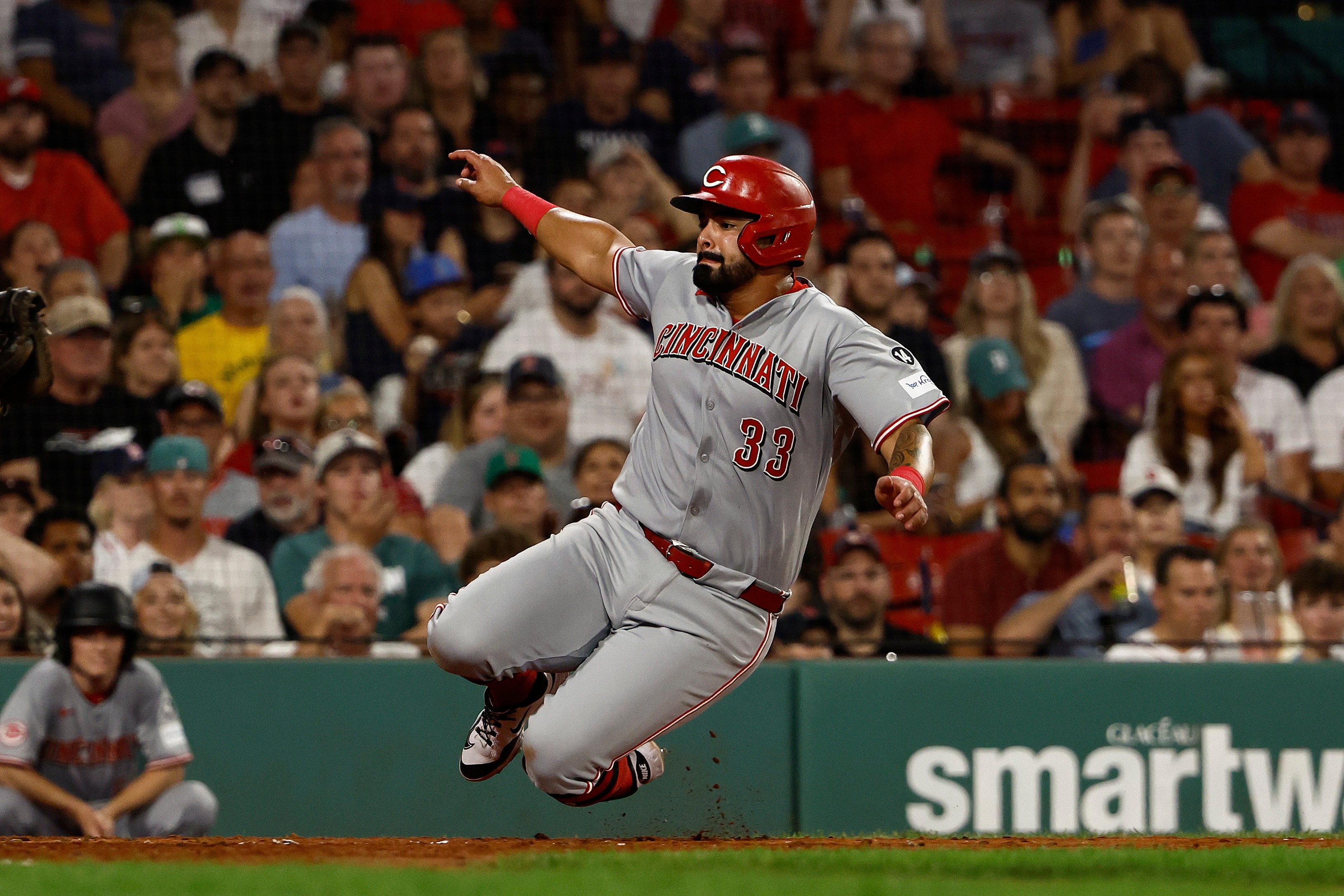 Cincinnati Reds Announce Roster Decision With 3-Year MLB Player
