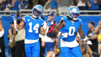 2 Detroit Lions Featured in Exclusive Football Trading Card Set