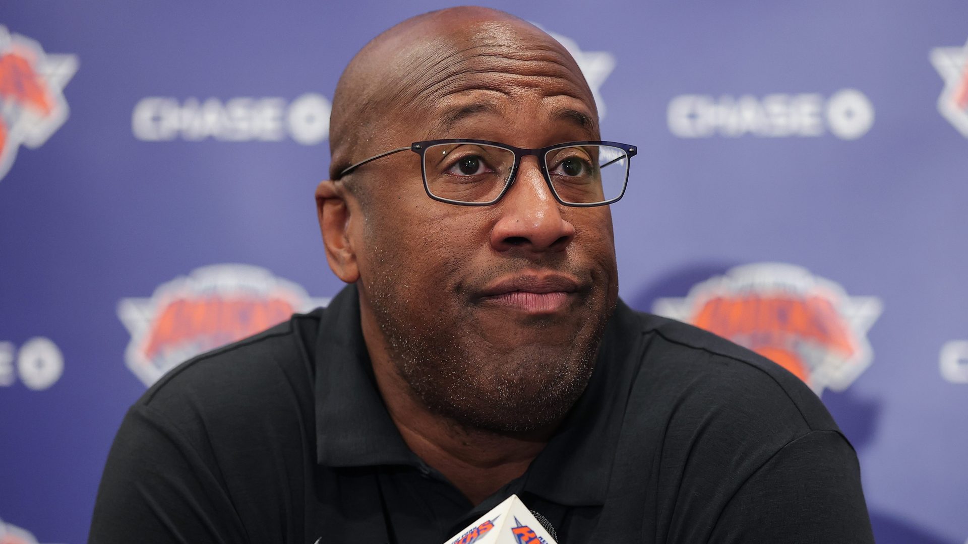 Mike Brown reacts as Knicks rotation changes raise questions about a fan favorite&rsquo;s role