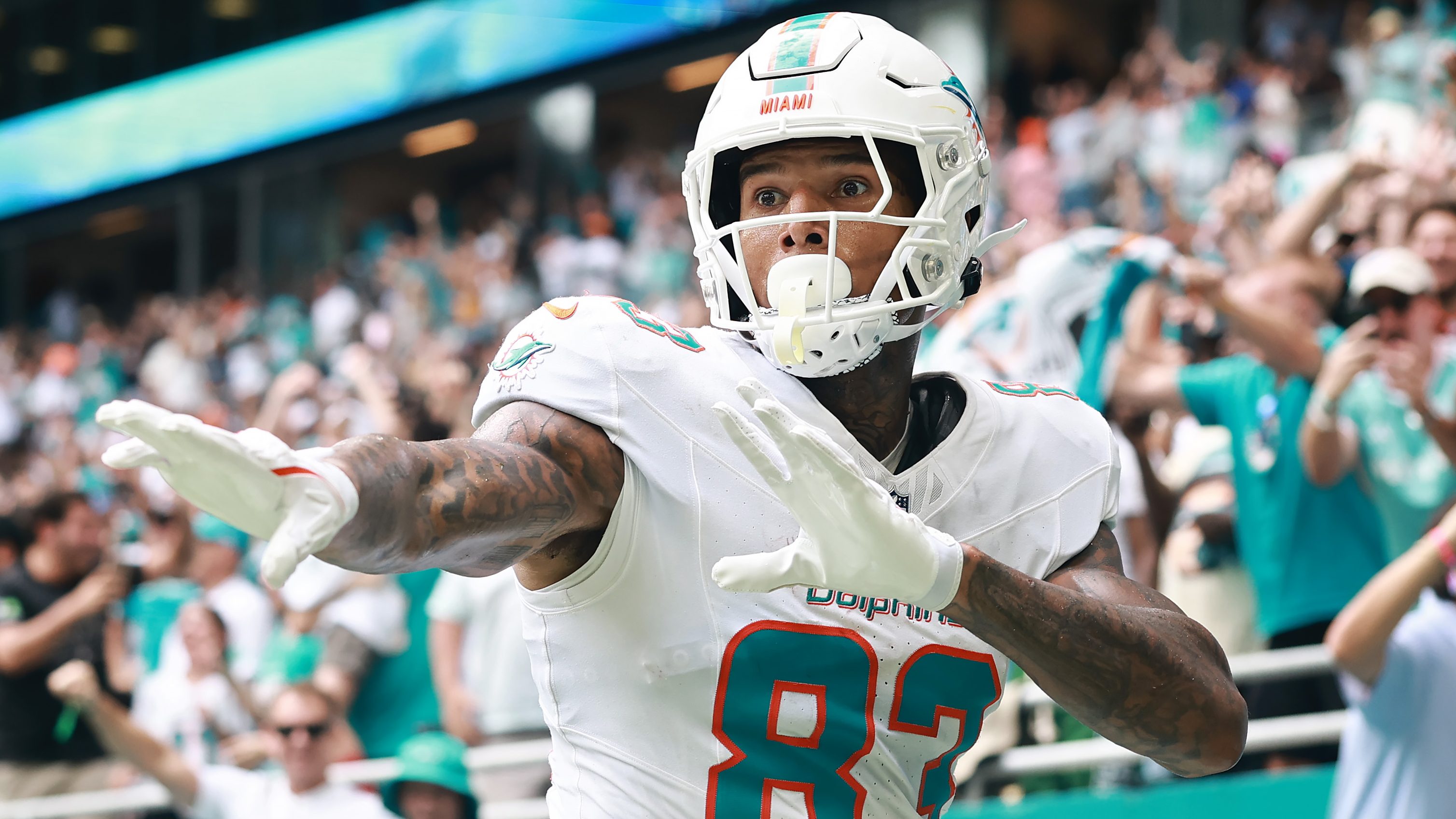 Ravens Called 'Best Fit' for Free Agent Tight End Darren Waller