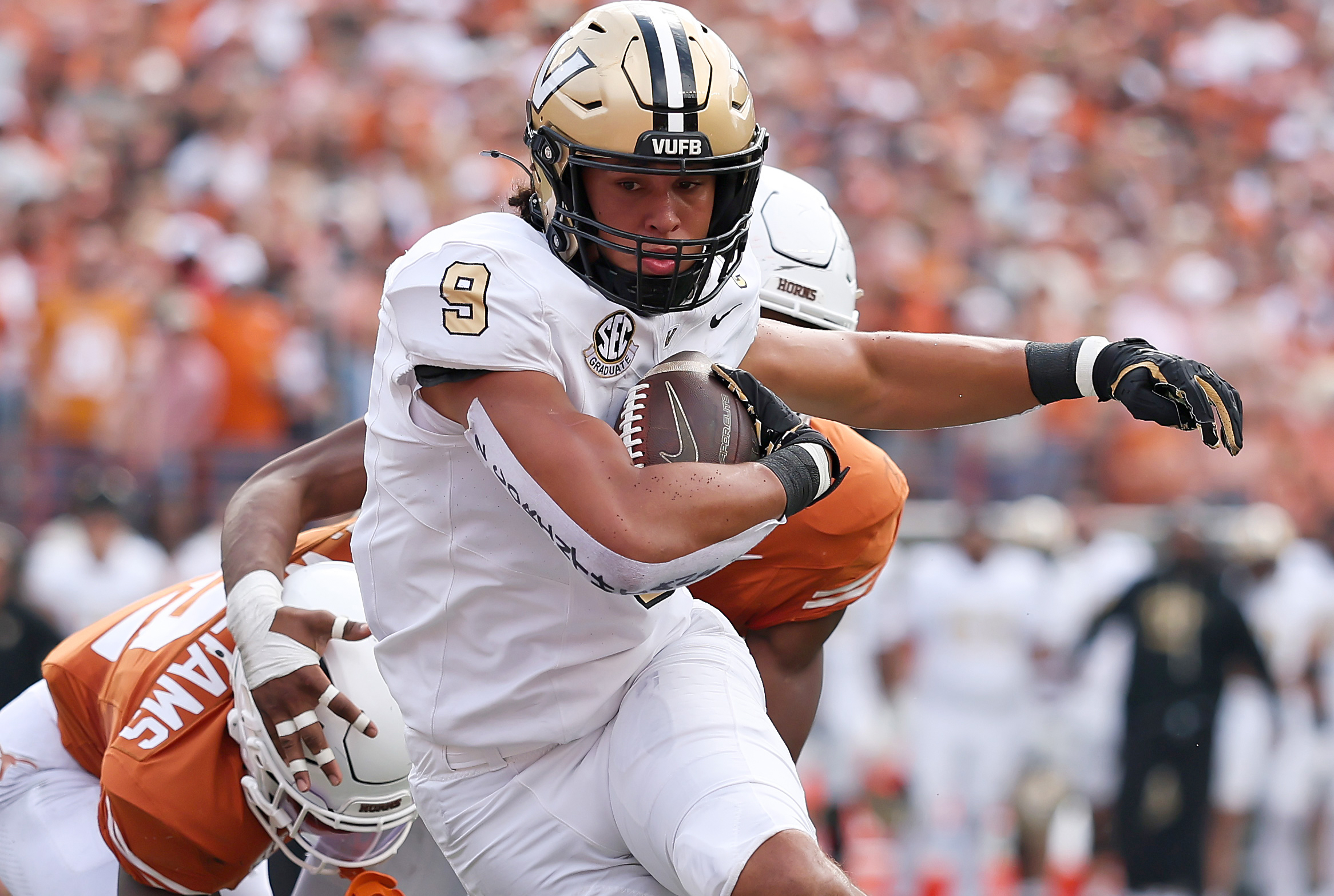 Eagles Draft Offensive Weapon Similar to DK Metcalf in Round 2