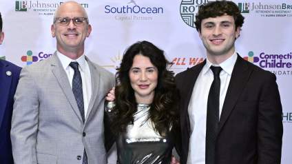 Dan Hurley’s Wife Andrea Hurley’s Blunt Admission Amid UConn Coach’s Run