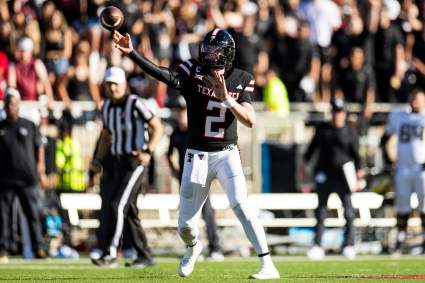 Patriots Host Intriguing Quarterback for a Visit Ahead of the NFL Draft