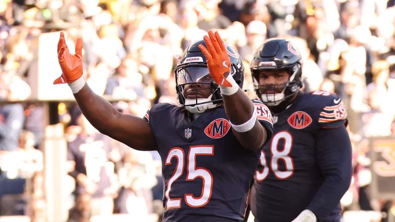 Bears RB Kyle Monangai