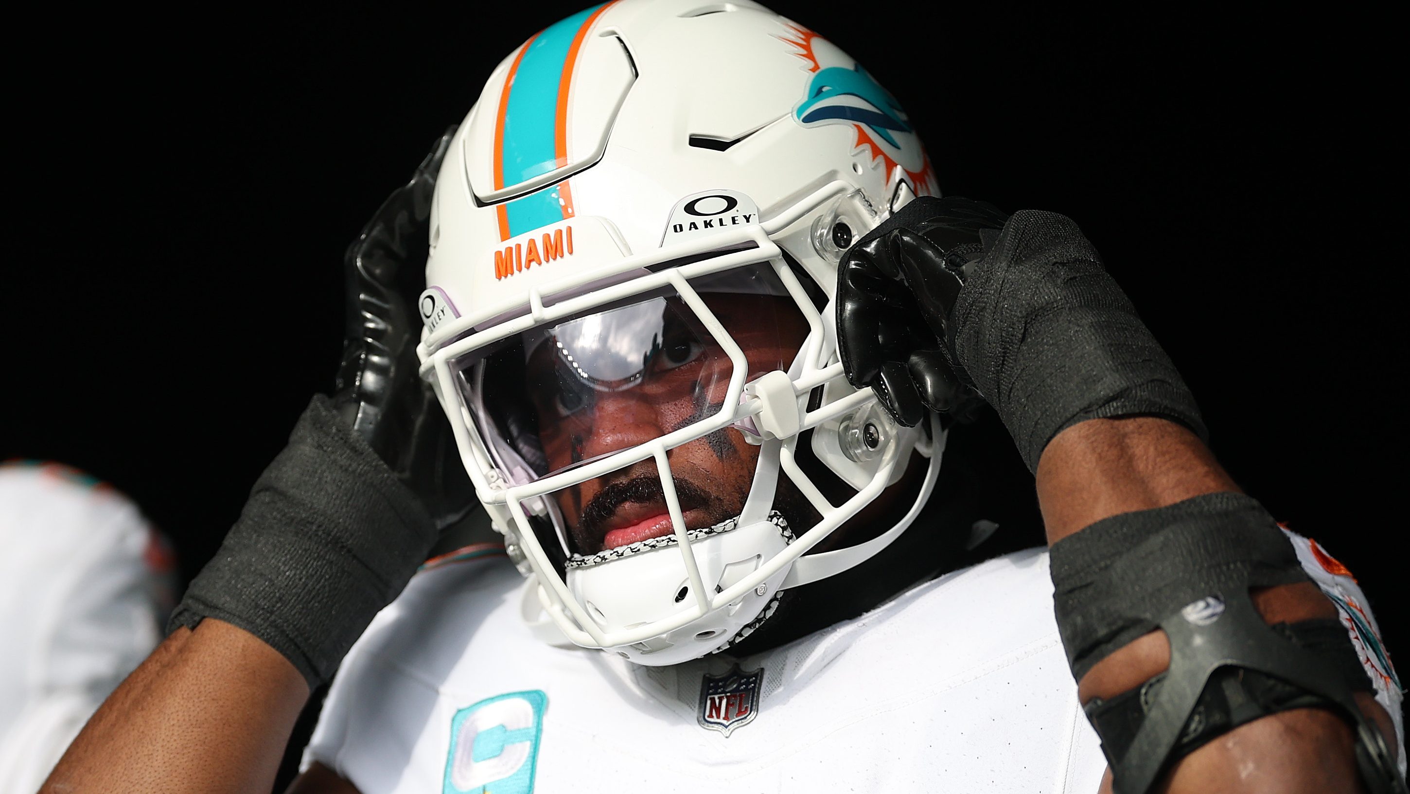 Cowboys likely to pursue All-Pro defender—dead in talks?