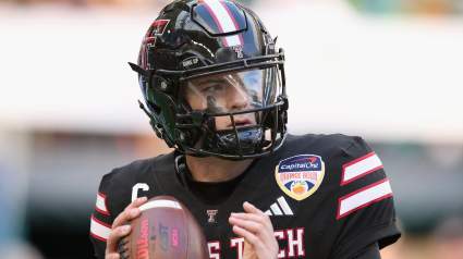 Packers Meet With New Backup QB Option Ahead of Draft: Report