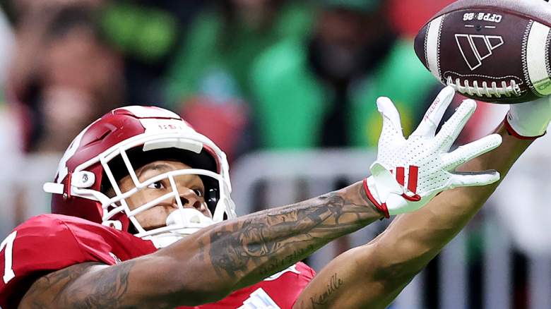 Raiders Sign Towering 24-Year-Old WR to Contract