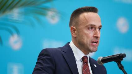 Dolphins’ Jeff Hafley Speaks out on Troy Aikman’s Consulting Role