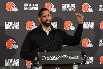 Browns Land Massive Draft Haul in Projected Blockbuster Trade