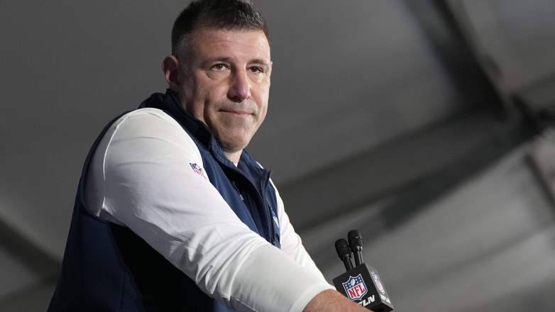 Mike Vrabel speaking at New England Patriots media availability